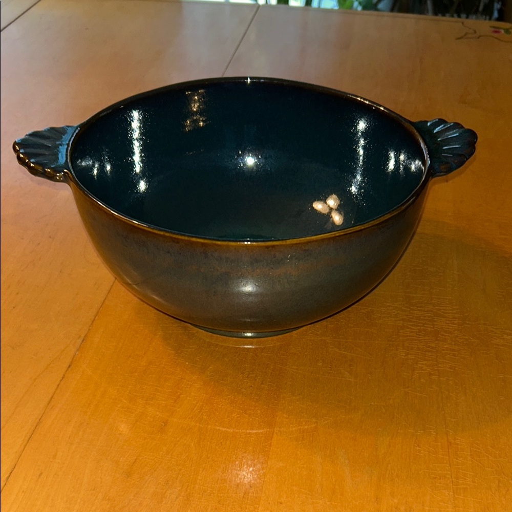 New without tags, Bobby Flay mixing bowl. Perfect condition.
